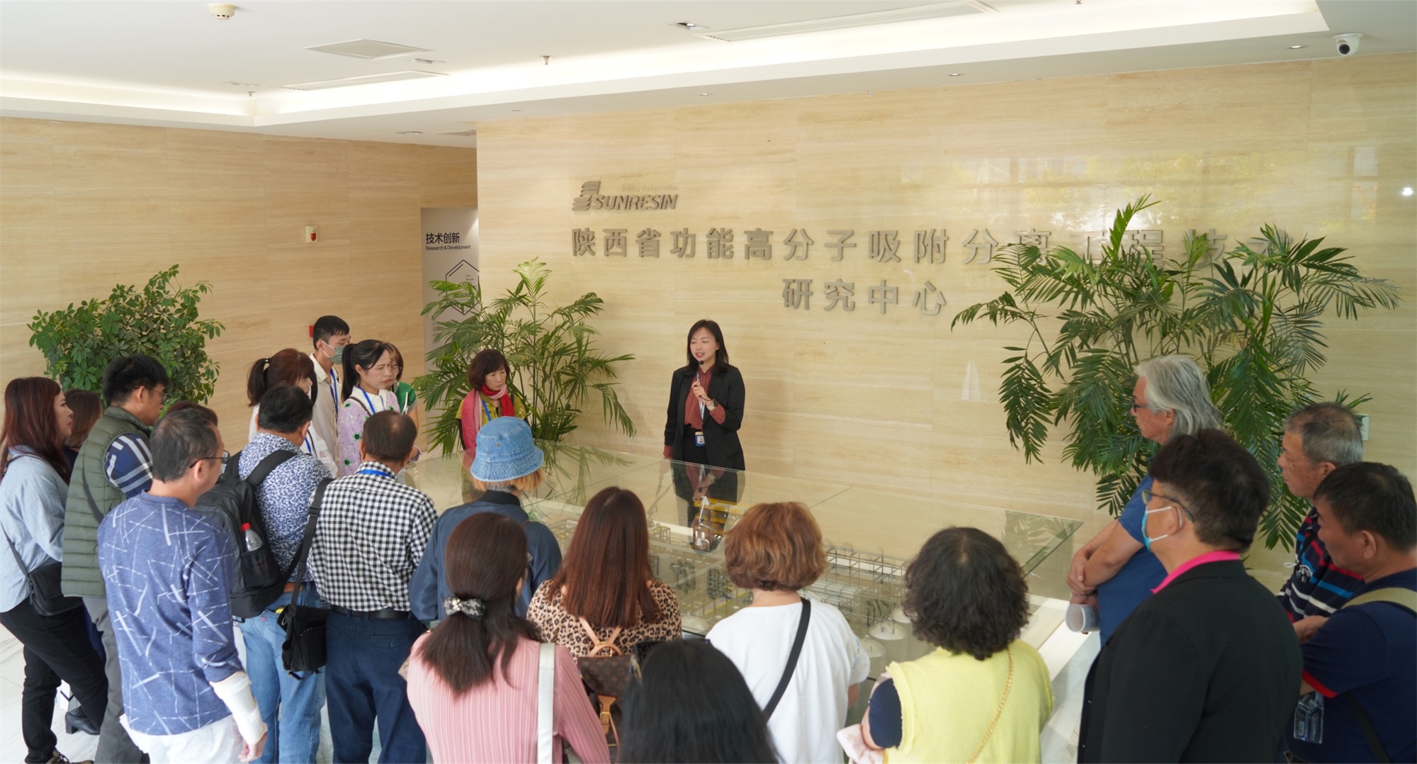 ݷݷ����������ӳ������