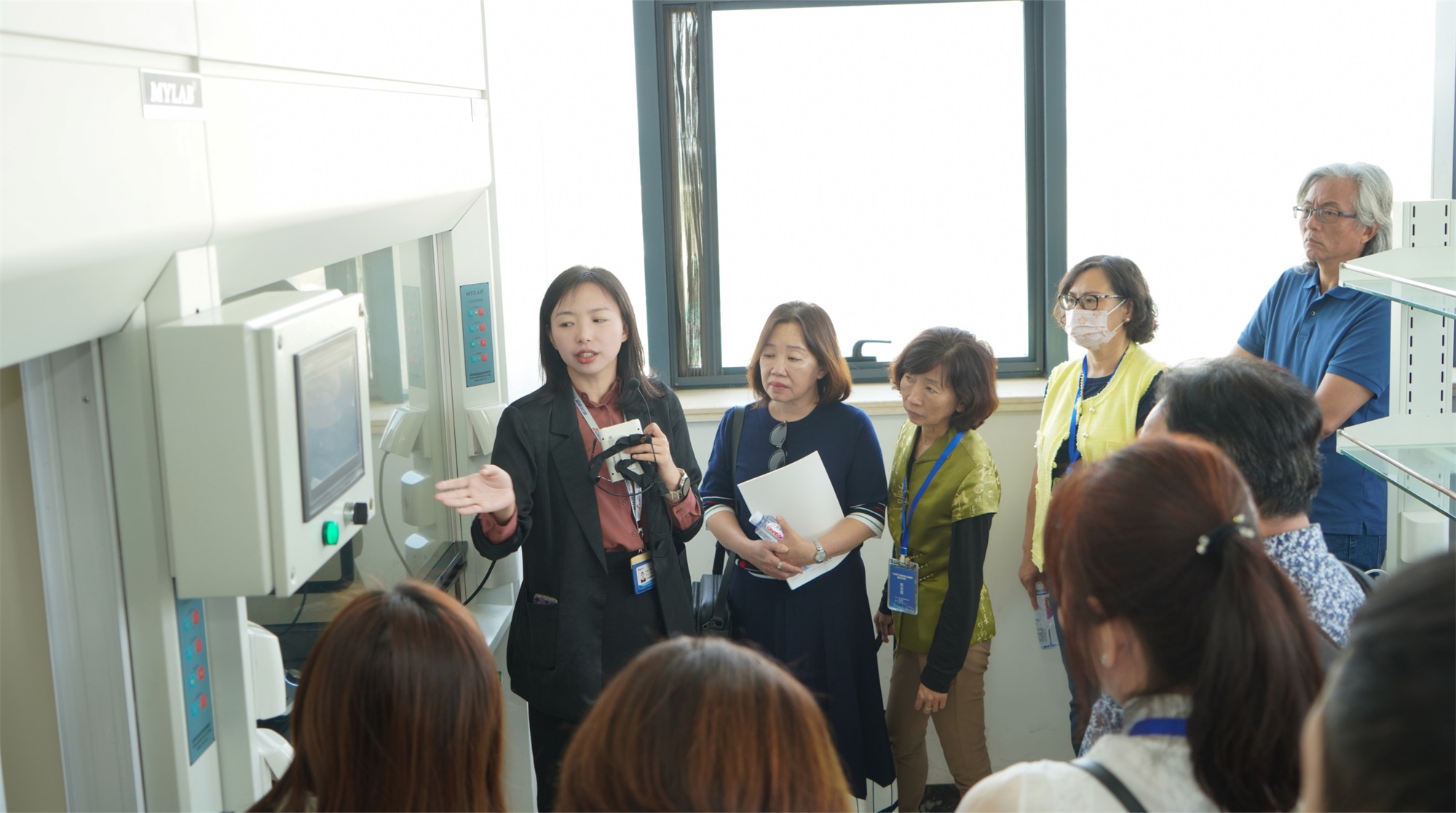 ݷݷ����������ӳ������